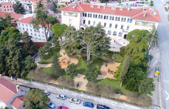 Rekonstrukcija parka ispred srednje škole